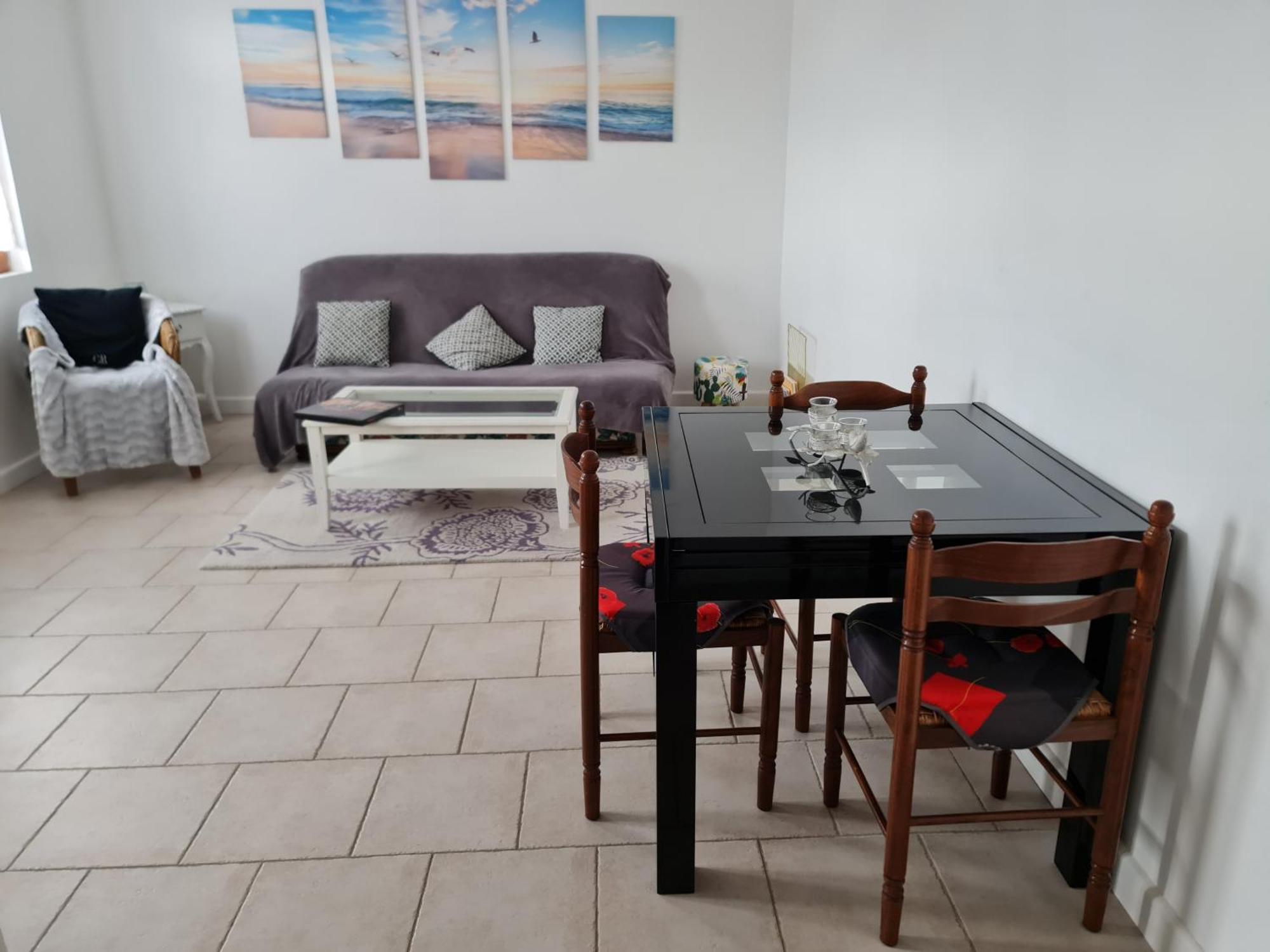 Maison Holiday home *